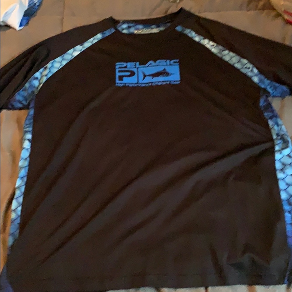 Large black and blue vaportek pelagic shirt